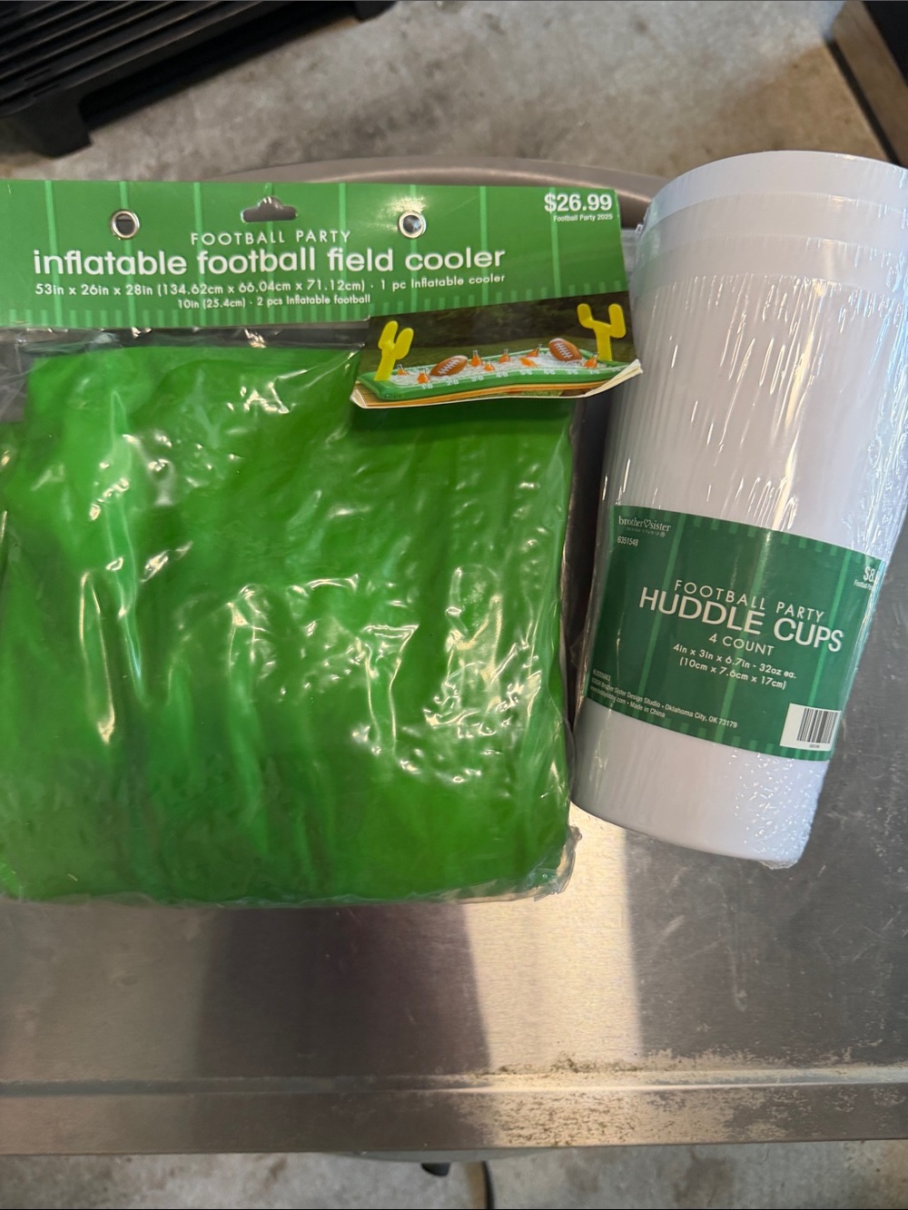 Inflatable Football Field Cooler & Huddle Cups - Green/White (4)
